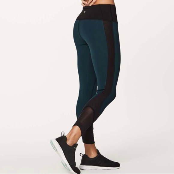 Lululemon “Ready Set Go” 7/8 tights - Picture 1 of 4